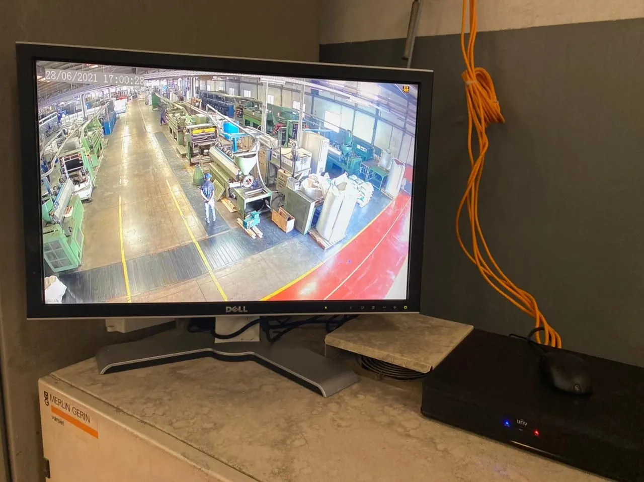 Poste de visualisation et NVR UNV - MPS
